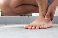 Navigating Peripheral Neuropathy With Podiatric Solutions